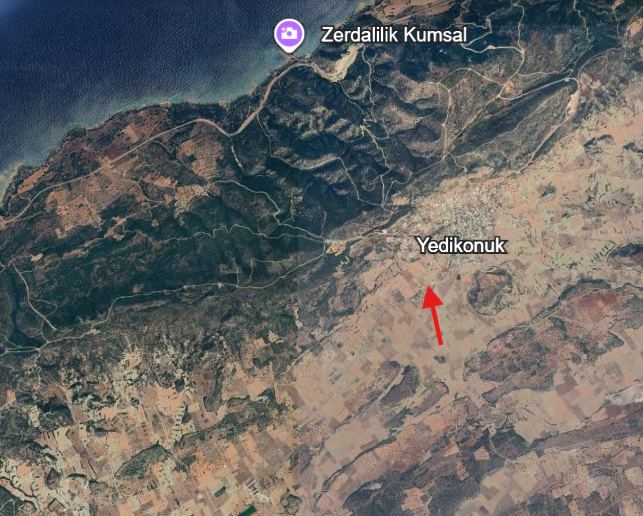 İskele Yedikonuk'ta %30, 2 kat imarlı arsa fotoğraf 3